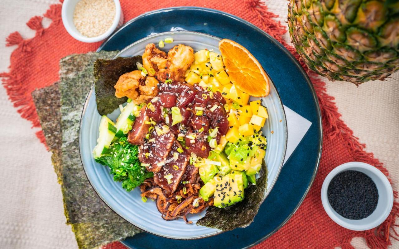 Surf Synergy All-Inclusive Surf Retreat Jacó Eksteriør billede
