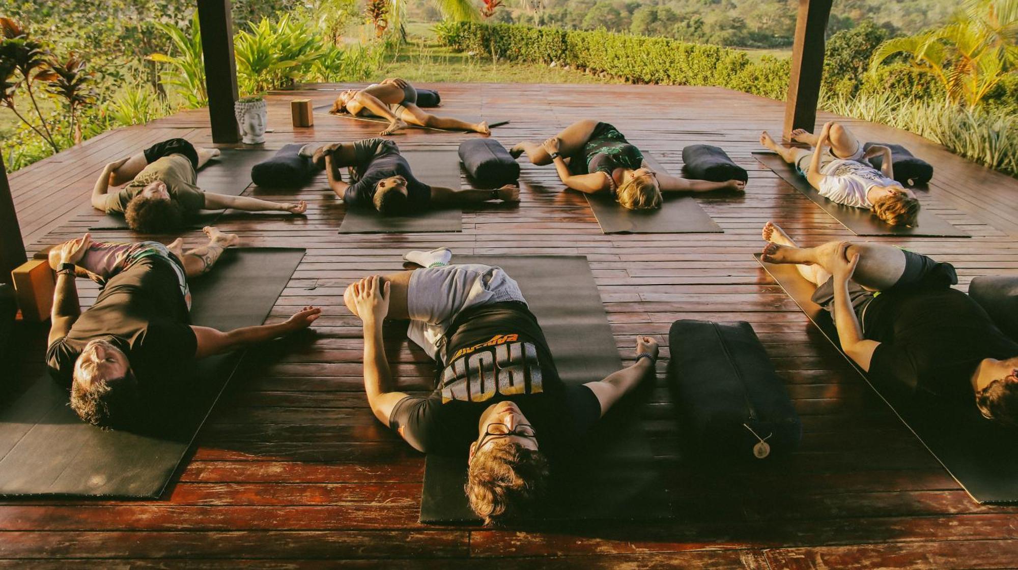Surf Synergy All-Inclusive Surf Retreat Jacó Eksteriør billede