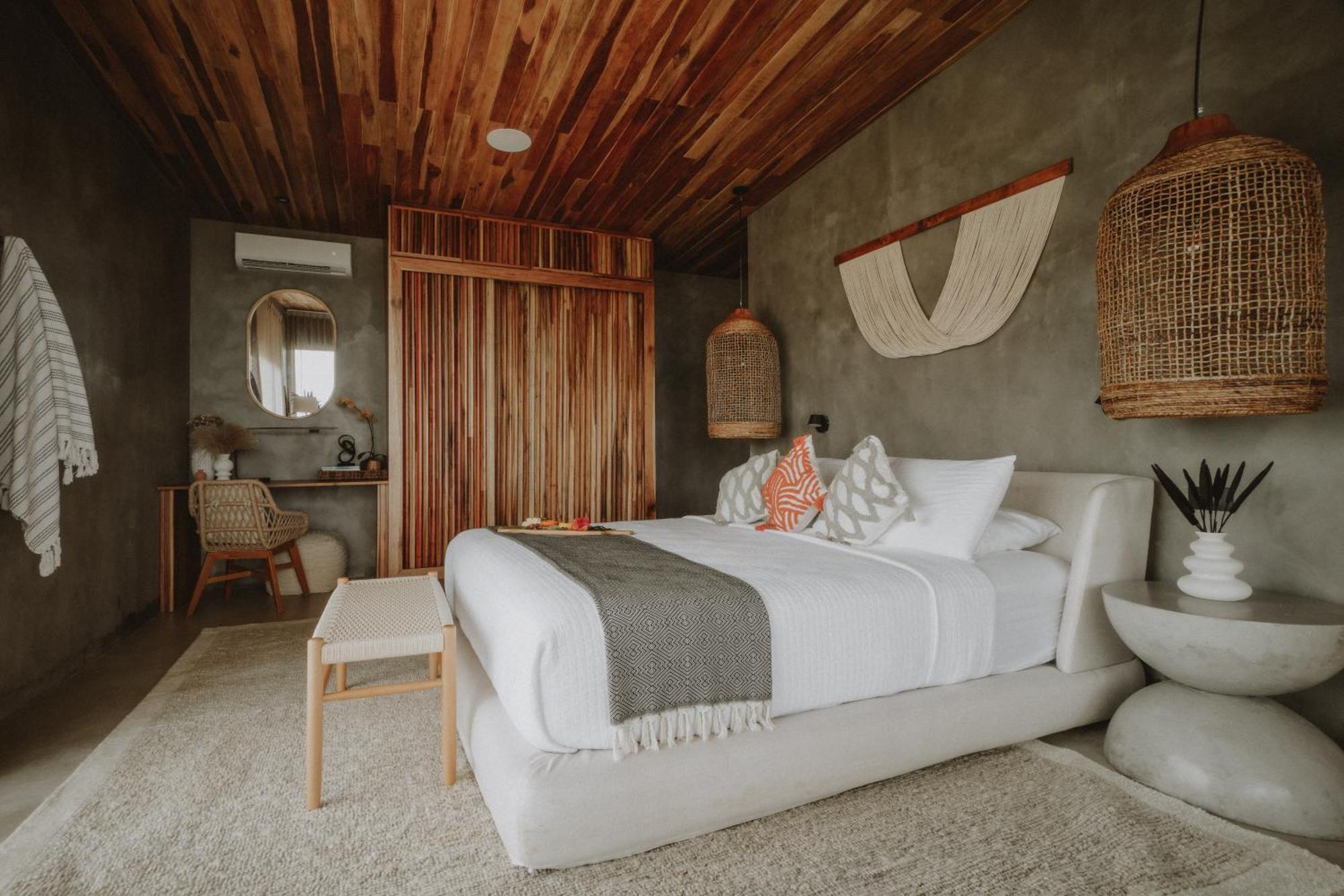 Surf Synergy All-Inclusive Surf Retreat Jacó Eksteriør billede